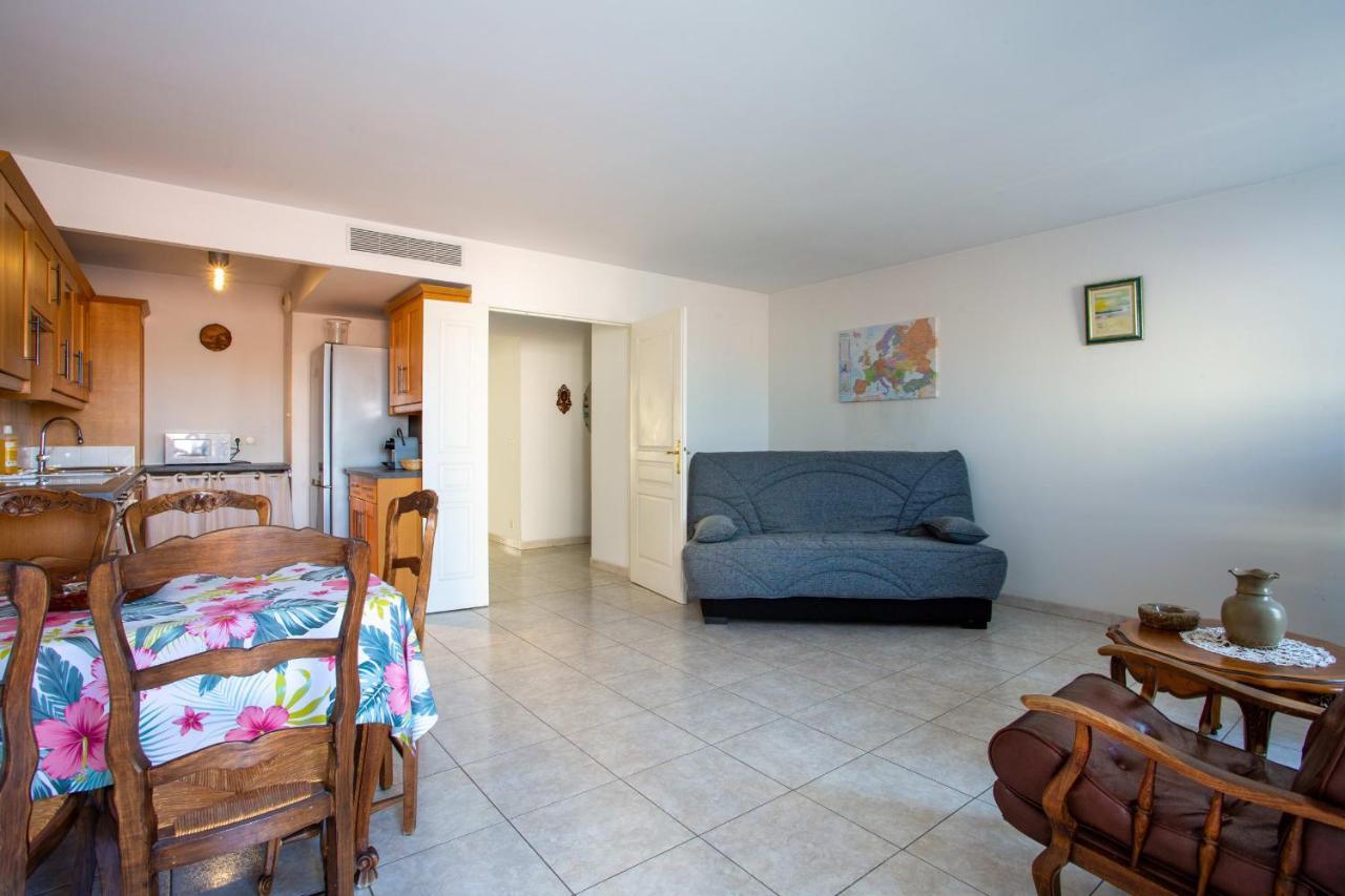 With Sea View With Two Bedrooms Nizza
